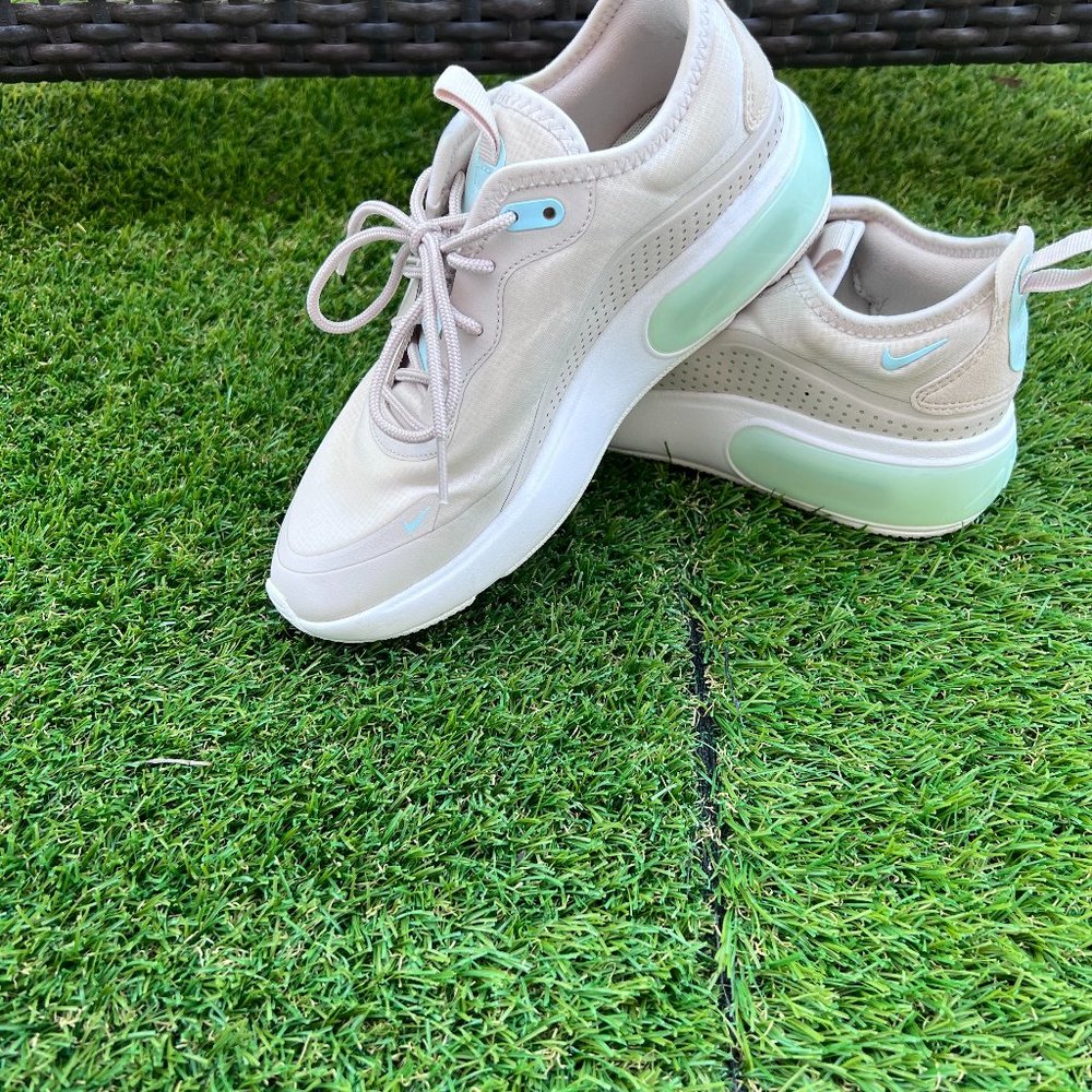 Nike Dia Orewood